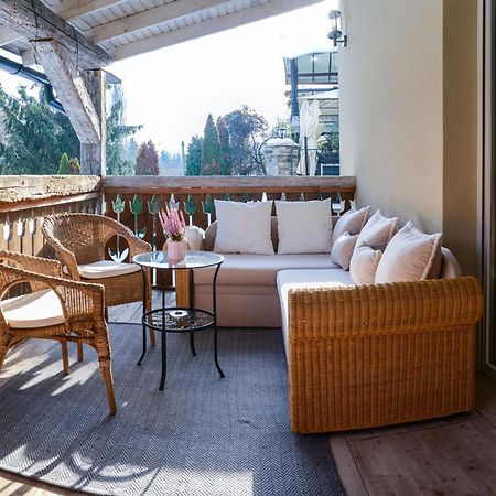 Terrace Apartments เอ็กเกอร์ ภายนอก รูปภาพ