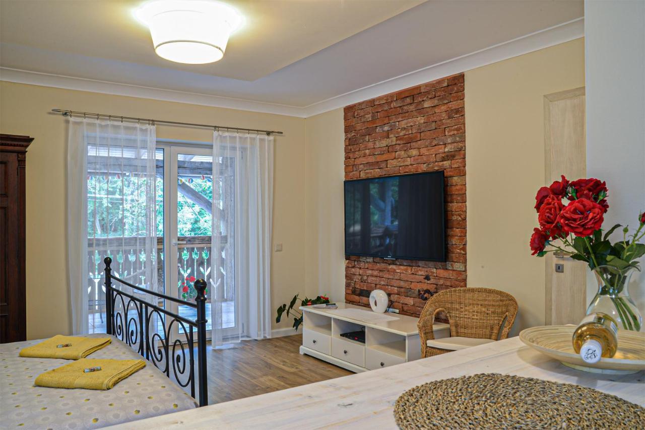 Terrace Apartments เอ็กเกอร์ ภายนอก รูปภาพ