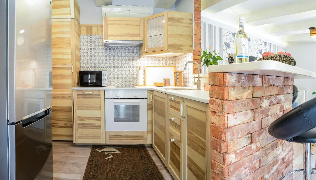 Terrace Apartments เอ็กเกอร์ ภายนอก รูปภาพ